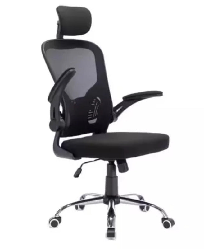 Cadeira de Escritório Ergonômica, oferece suporte lombar ajustável e regulagem de altura para garantir conforto personalizado durante longas horas de uso. Seu assento giratório e estofado em Mesh proporcionam ventilação e mobilidade, ideal para gamers e profissionais que buscam desempenho aliado à saúde postural. O design preto moderno combina funcionalidade e estilo, tornando-a uma escolha eficiente para ambientes de trabalho e jogos.