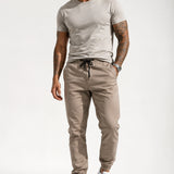 Calça Jogger Masculina de Sarja com Elastano