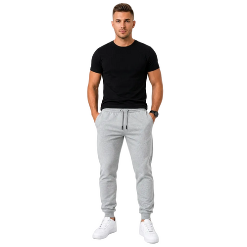 Calça Masculina Moletom Slim com Bolso e Cordão o conforto que você quer, com o visual que você procura.Tem dias em que você quer ficar confortável, mas não quer sair de casa com aparência de quem acabou de levantar do sofá.