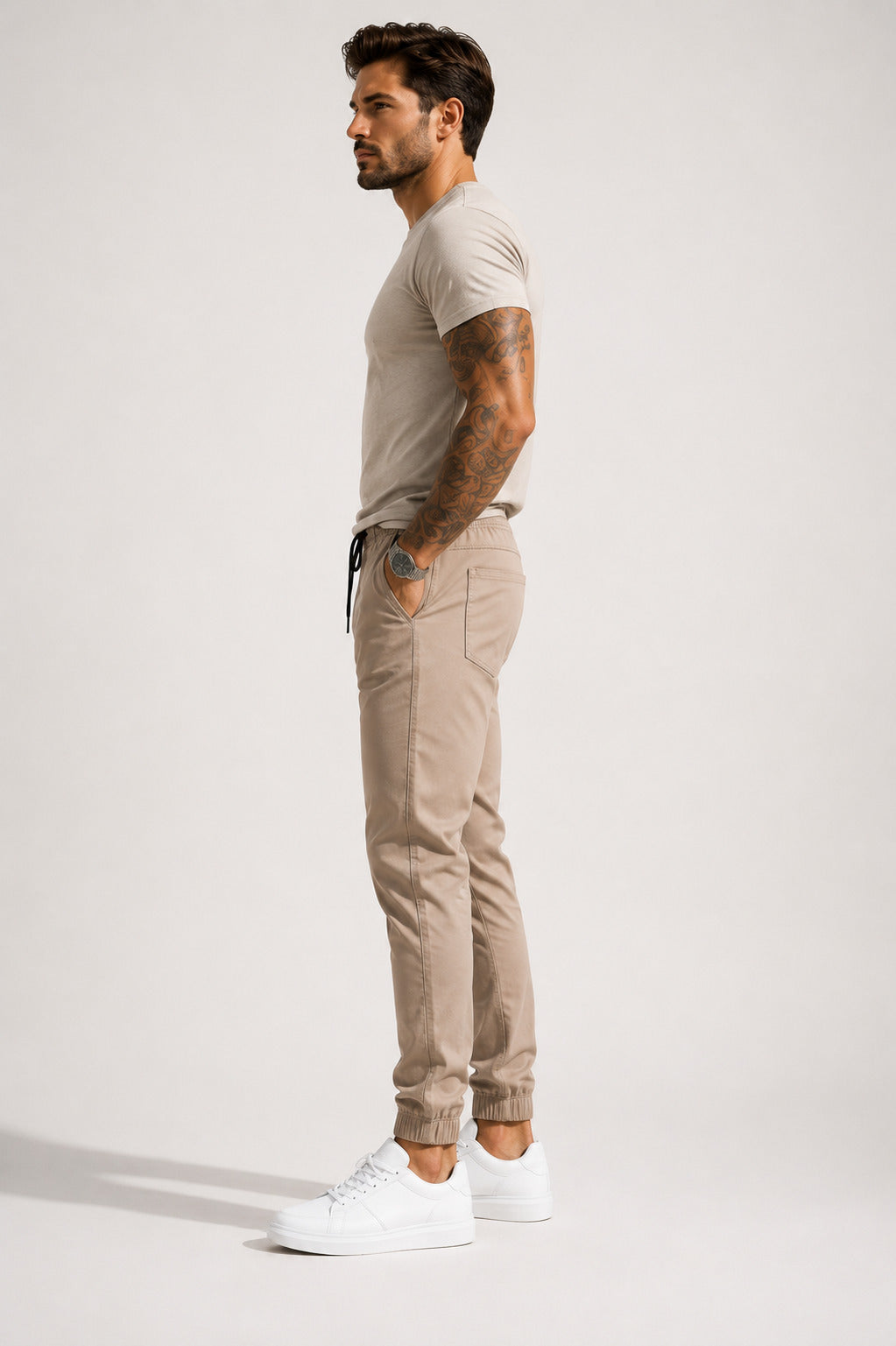 Calça Jogger Masculina de Sarja com Elastano