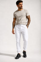 Calça Jogger Masculina de Sarja com Elastano