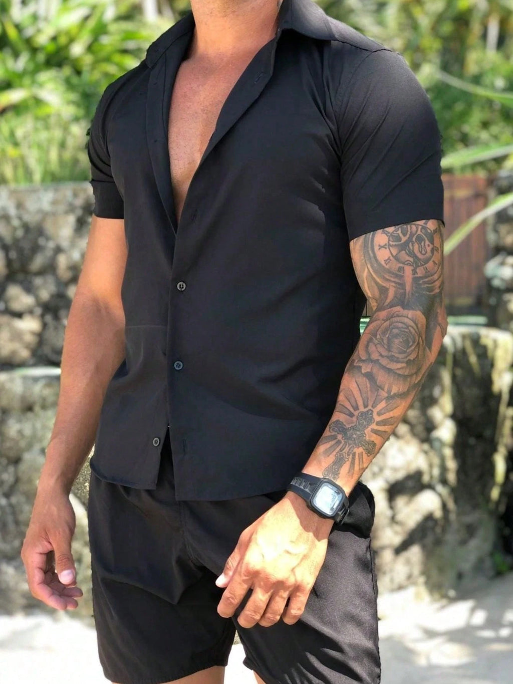 Conjunto Camisa Short Masculino Social Praia Viscose com elastano, ideal para transições entre ambientes sociais e praias.