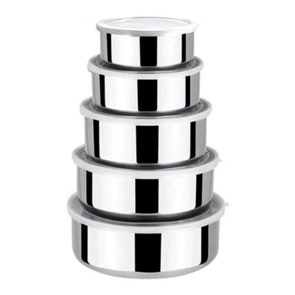 Conjunto com 5 tigelas de aço inox com tampas flexíveis (250 ml–1,5 L): organize, sirva e armazene com praticidade, durabilidade e design moderno.