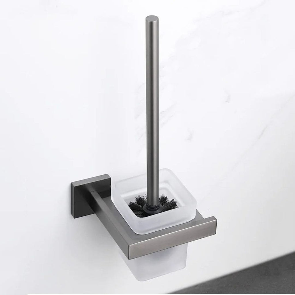 Kit Acessórios Para Banheiro 5 Peças Inox Grafite Escovado, reúne cinco peças essenciais com acabamento sofisticado e durável. Projetado para oferecer resistência à corrosão e facilidade de limpeza, combina funcionalidade e estilo moderno, valorizando qualquer ambiente. Ideal para quem busca qualidade profissional e design contemporâneo em cada detalhe do banheiro.