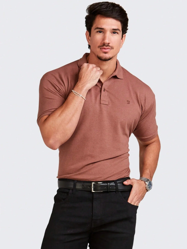 Kit com 4 camisas polo masculinas em algodão piquet, confortáveis, estilosas e ideais para o dia a dia. Ótimo custo-benefício.