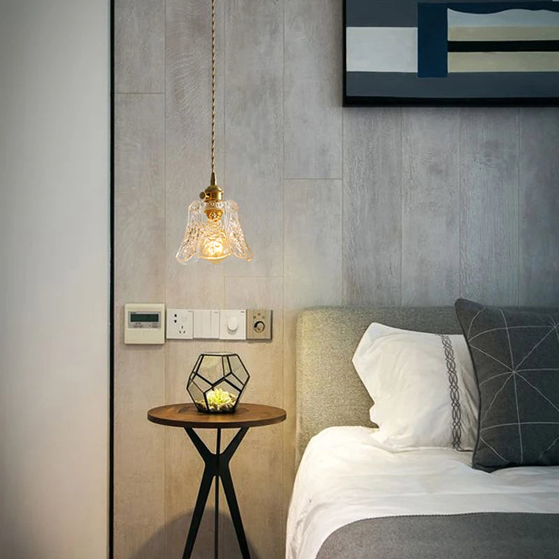 Luminária Pendente Vintage Nórdica com Listras de Vidro E27, Lustre Retro Cromado para Sala de Jantar, Cozinha ou Quarto. Adicione um toque de elegância ao seu ambiente