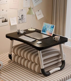 Mesa Dobrável Ergonômica 120x60 cm Premium oferece design compacto e funcionalidade superior, ideal para otimizar espaços de trabalho.