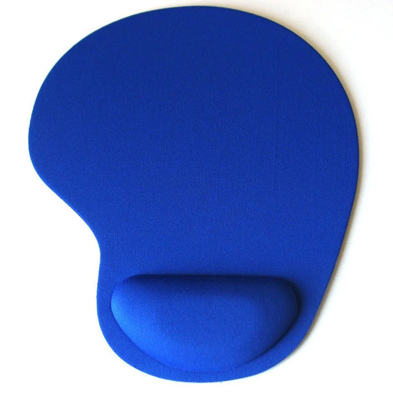 Mouse Pad com Apoio de Pulso Durador, oferece suporte ergonômico ideal para longas horas de uso, reduzindo a tensão no pulso e prevenindo desconfortos.