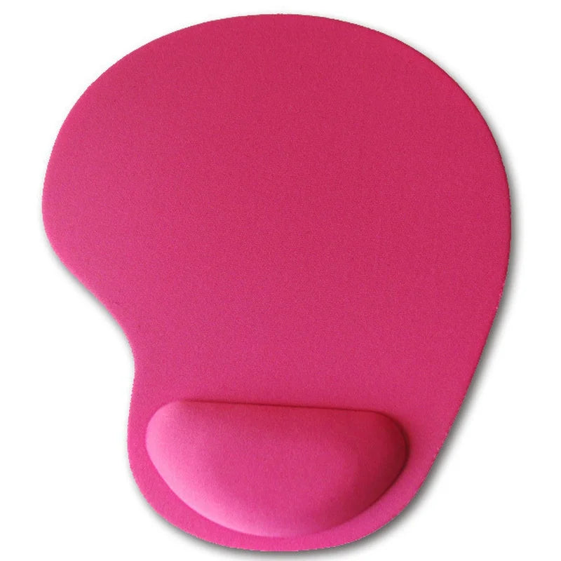 Mouse Pad com Apoio de Pulso Durador, oferece suporte ergonômico ideal para longas horas de uso, reduzindo a tensão no pulso e prevenindo desconfortos.