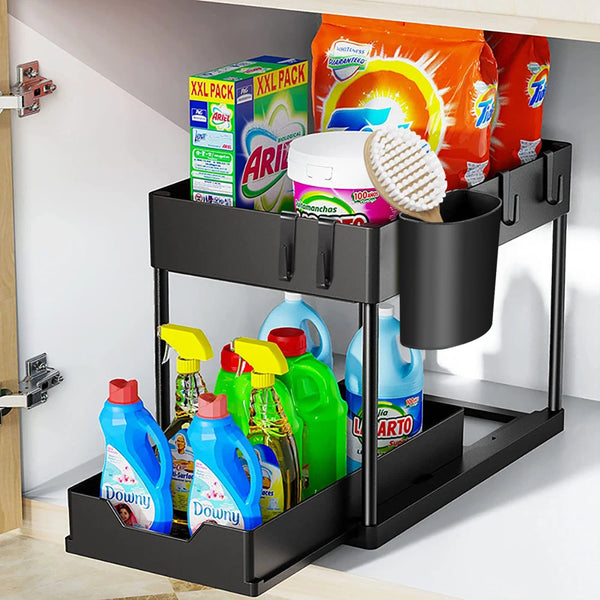 Organizador Multiuso de Limpeza com 2 Camadas é ideal para otimizar o espaço na pia, armário ou chão. Com design funcional, permite armazenar produtos de limpeza de forma organizada e acessível, facilitando o dia a dia.