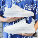 Tênis Masculino Branco de Couro Casual 2025, Estilo Moderno, Conforto Excepcional, Design Clean, Uso Diário, Trabalho, Lazer, Eventos Casuais, Construção Vulcanizada, Durabilidade, Sola de Borracha, Tração, Estabilidade, Couro Sintético, Manutenção Fácil, Ampla Gama de Tamanhos, Adapte-se ao Seu Estilo