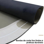 Tapete Oval Absorvente de Banheiro, oferece secagem rápida e superfície antiderrapante, garantindo segurança e conforto ao sair do banho. Seu formato oval se adapta facilmente a diversos espaços, enquanto o material de alta absorção mantém o ambiente seco, prevenindo acidentes. Ideal para quem busca praticidade e eficiência na rotina diária.