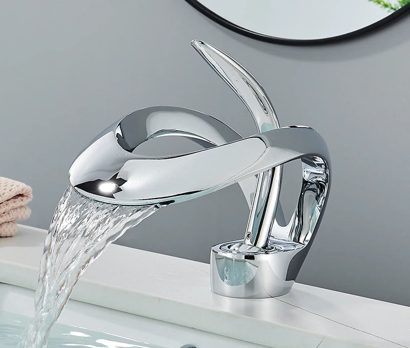 Torneira para Lavatório Cascata Luxo Monocomando