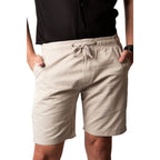bermuda masculina, short masculino, bermuda sarja masculina, bermuda bege masculina, bermuda casual masculina, bermuda confortável masculina, bermuda com elástico, bermuda com cordão, short sarja masculino, bermuda verão masculina, moda masculina, roupa masculina, bermuda premium masculina, bermuda passeio masculina, bermuda para praia, bermuda para viagem, bermuda masculina moderna, bermuda masculina básica, bermuda masculina elegante, by for men