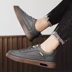 Tênis de Couro Masculino Impermeável Solado de Borracha Conforto